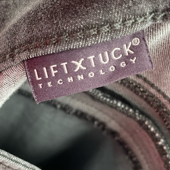 NYDJ Carrot Leg Ankle Jeans in Gray Sizes 0,6,10 NWT - Picture 6 of 10